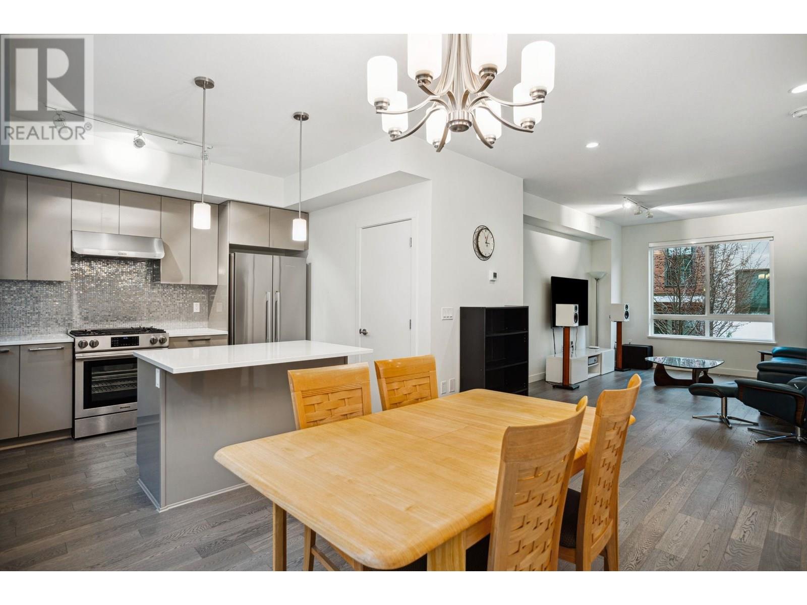 Photo 6 of 66 10199 River Drive, Richmond BC