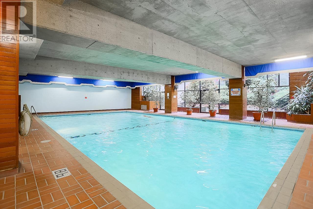 Photo 6 of 406 3755 Bartlett Court, Burnaby BC