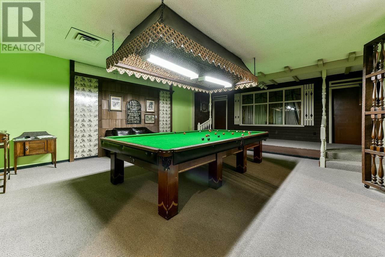 Photo 14 of 406 3755 Bartlett Court, Burnaby BC