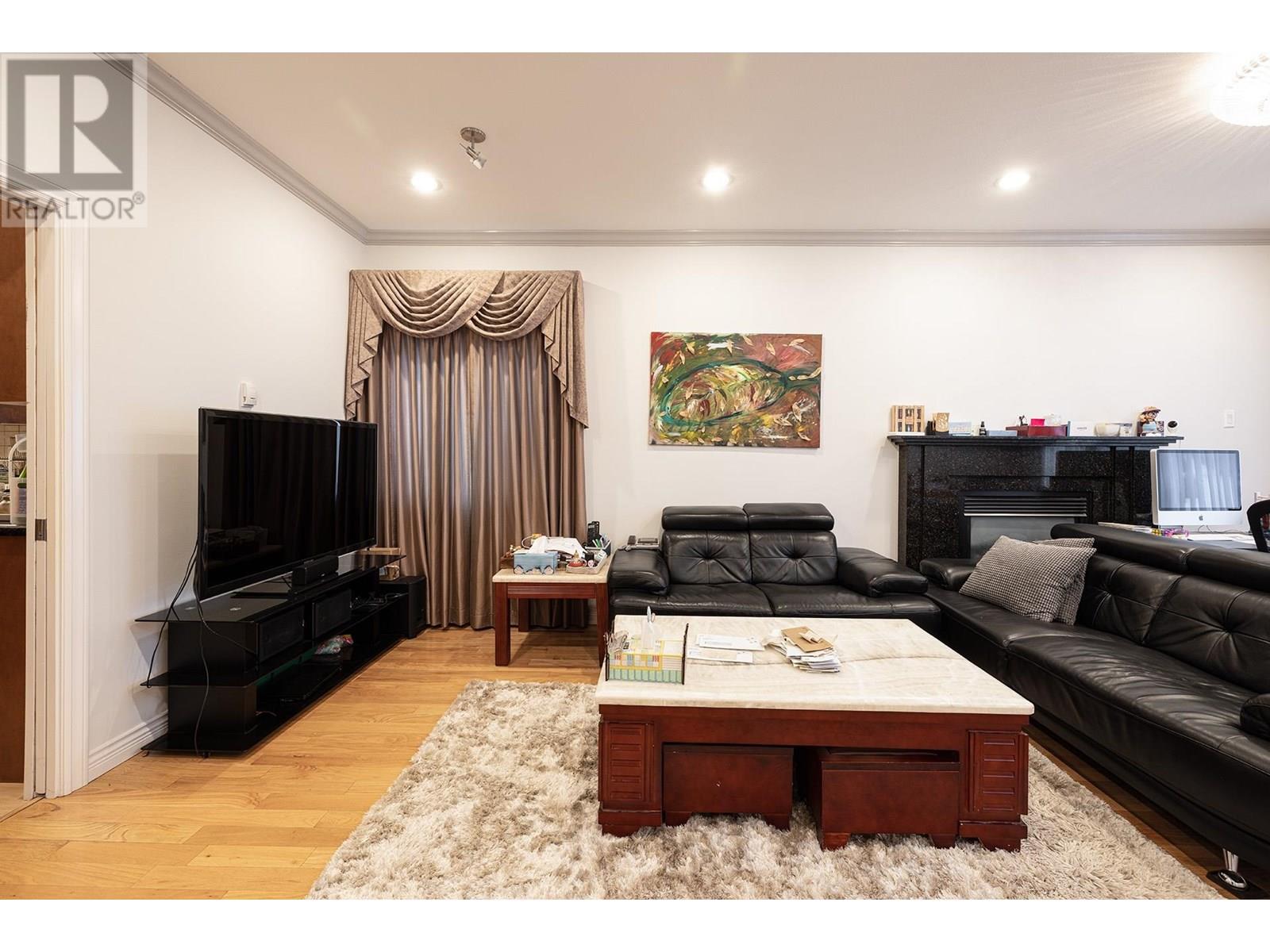2222 E 44TH AVENUE, Vancouver real estate listing R2978336