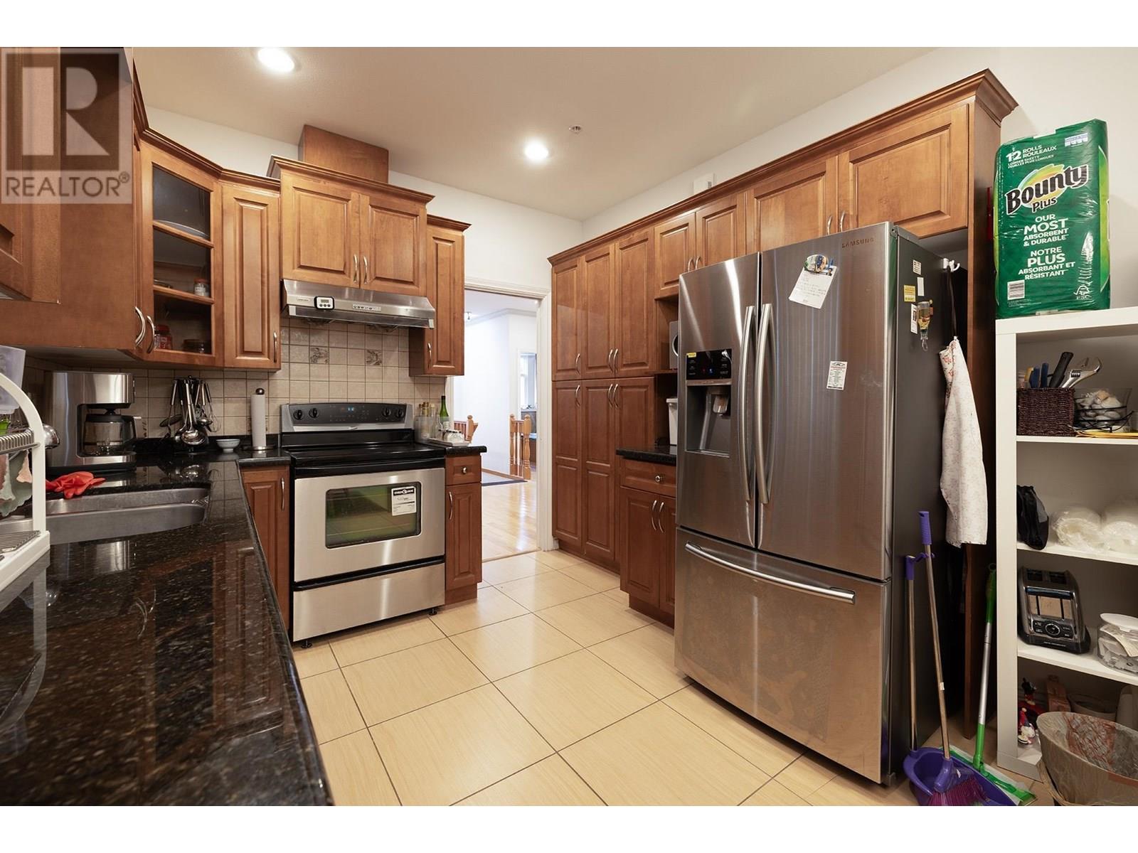 2222 E 44TH AVENUE, Vancouver real estate listing R2978336