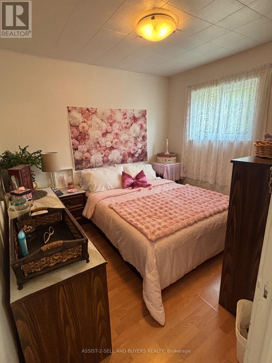 Photo 12 of 224 Mcgregor Avenue, Cornwall ON