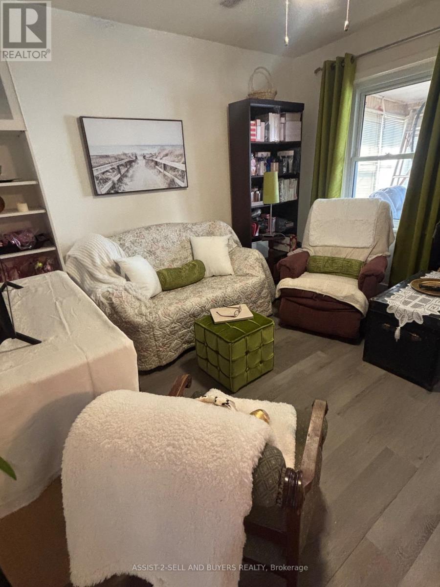 Photo 1 of 224 Mcgregor Avenue, Cornwall ON