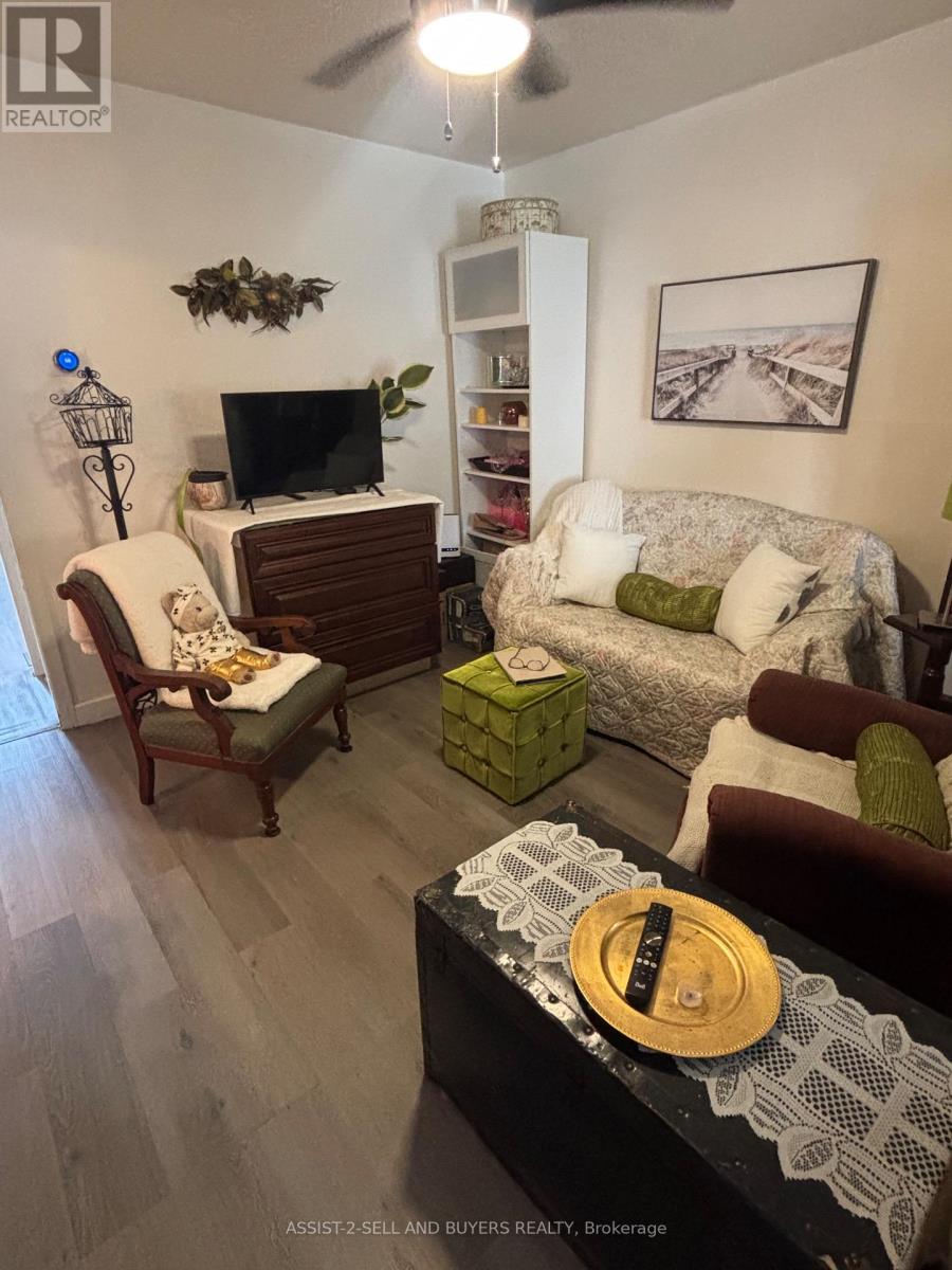 Photo 11 of 224 Mcgregor Avenue, Cornwall ON