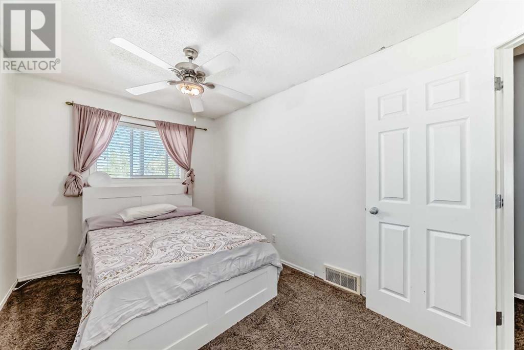 Single Family House for Sale in  Citadel Estates Manor NW Citadel Calgary 
