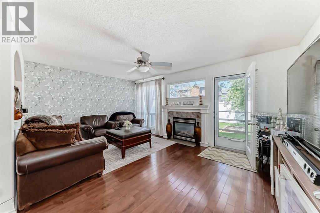Single Family House for Sale in  Citadel Estates Manor NW Citadel Calgary 