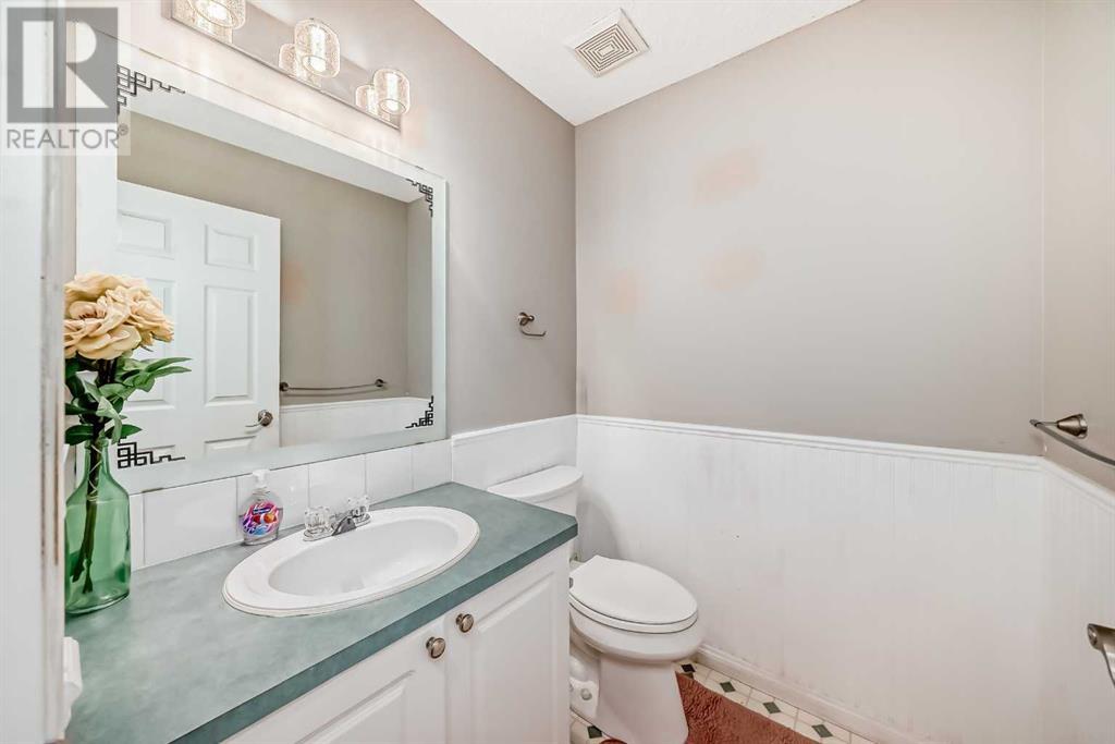 Single Family House for Sale in  Citadel Estates Manor NW Citadel Calgary 