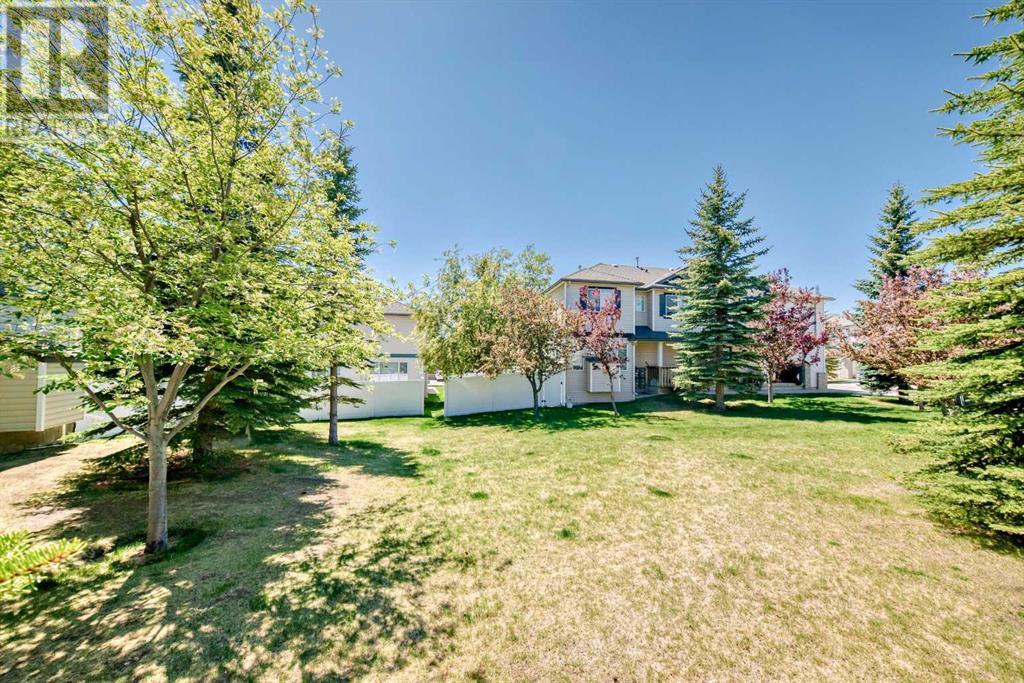 Single Family House for Sale in  Citadel Estates Manor NW Citadel Calgary 