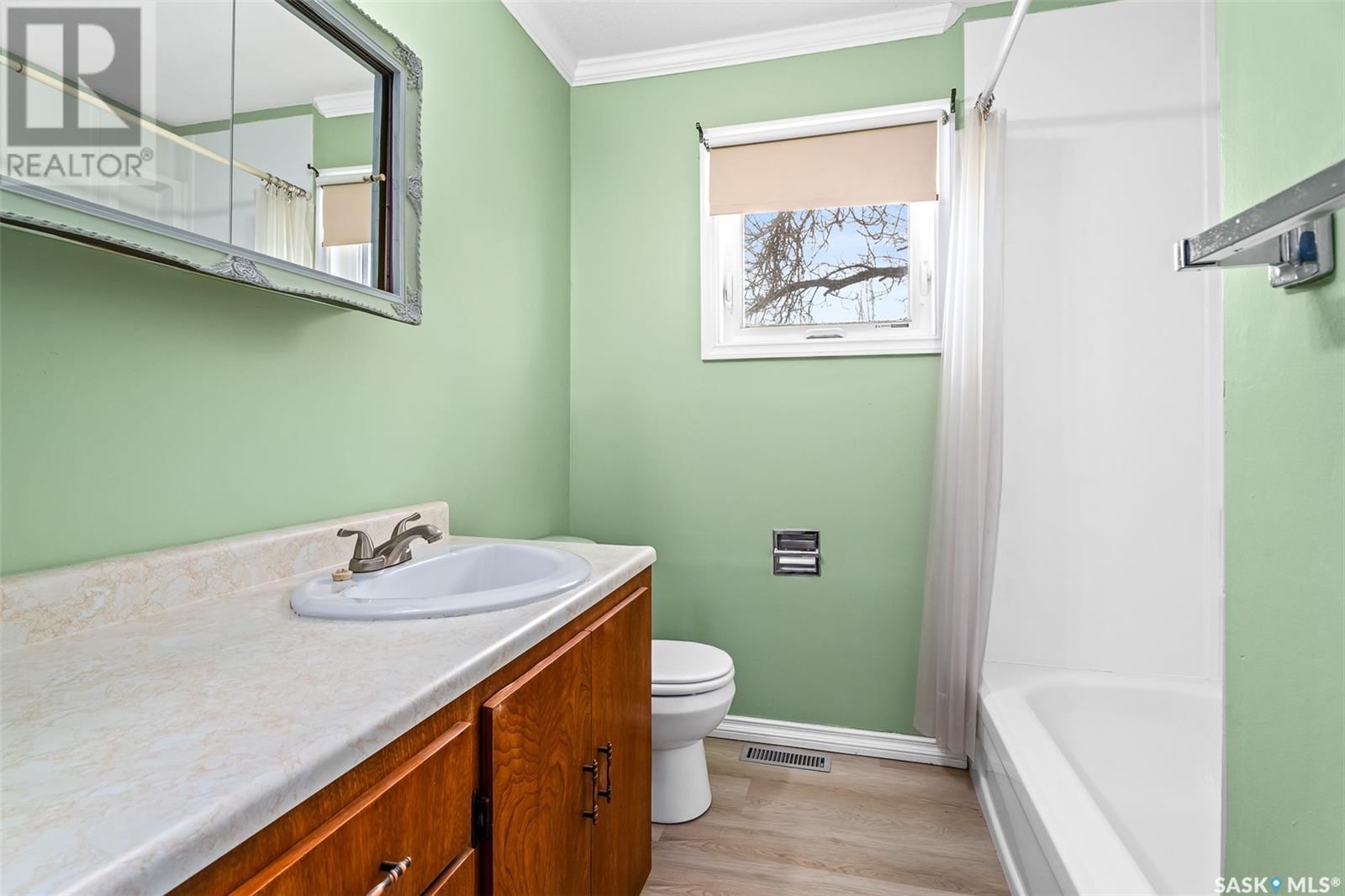 Photo 16 of 89 Daisy Crescent, Moose Jaw SK