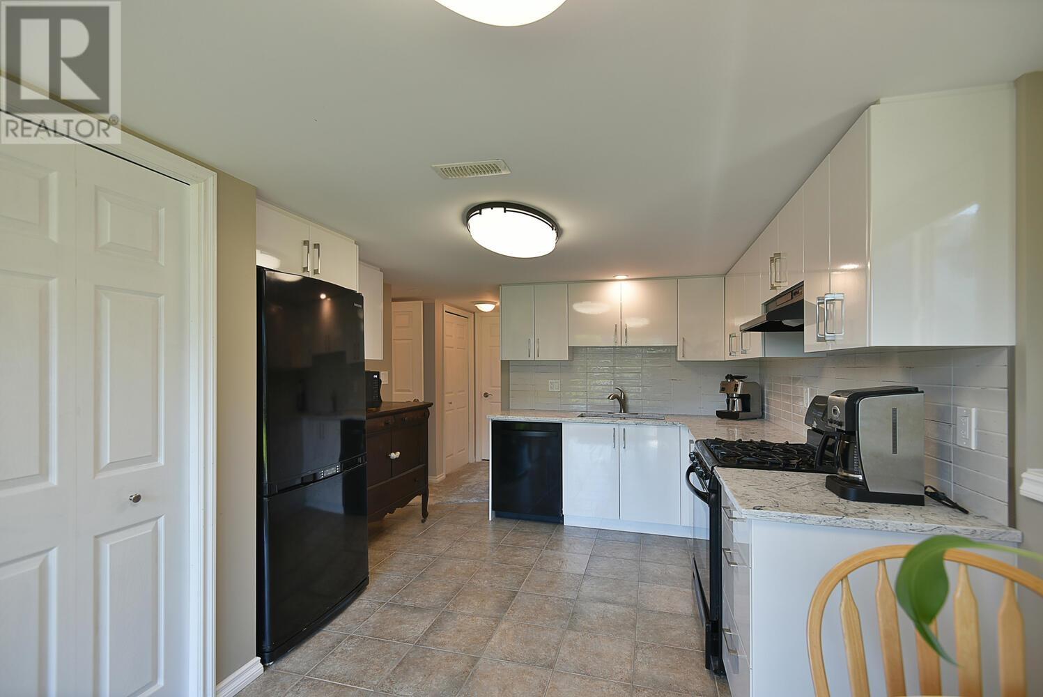 12828 GILDEN ROAD, Madeira Park