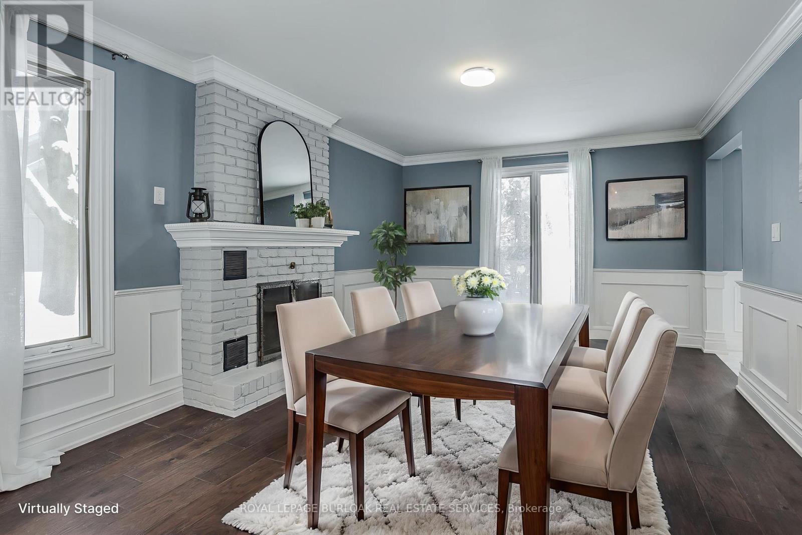 Photo 26 of 10 Karendale Crescent, Hamilton ON