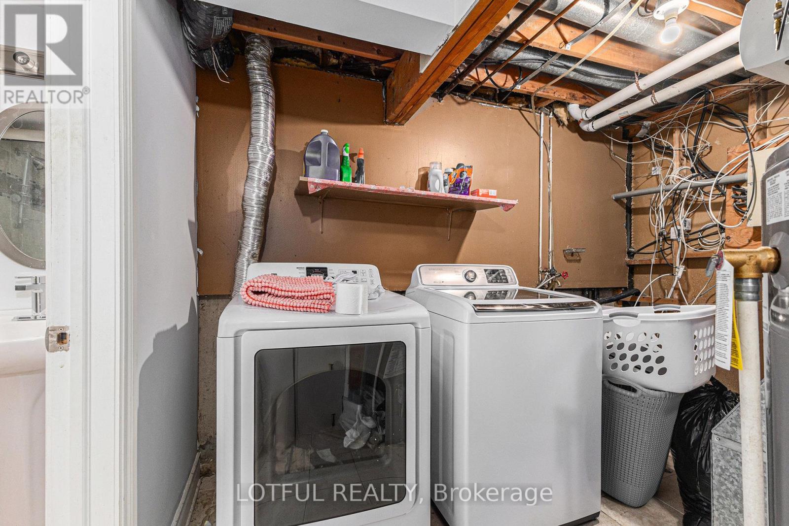 Photo 18 of 1134 Alenmede Crescent, Ottawa ON