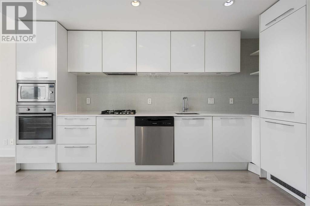 Single Family House High rise for Sale in    Avenue SW Beltline Calgary 