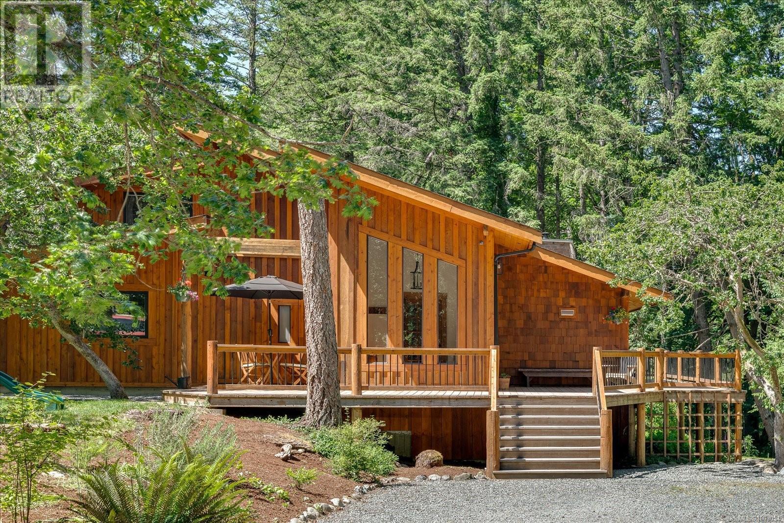 3412 Juriet Rd, Nanaimo