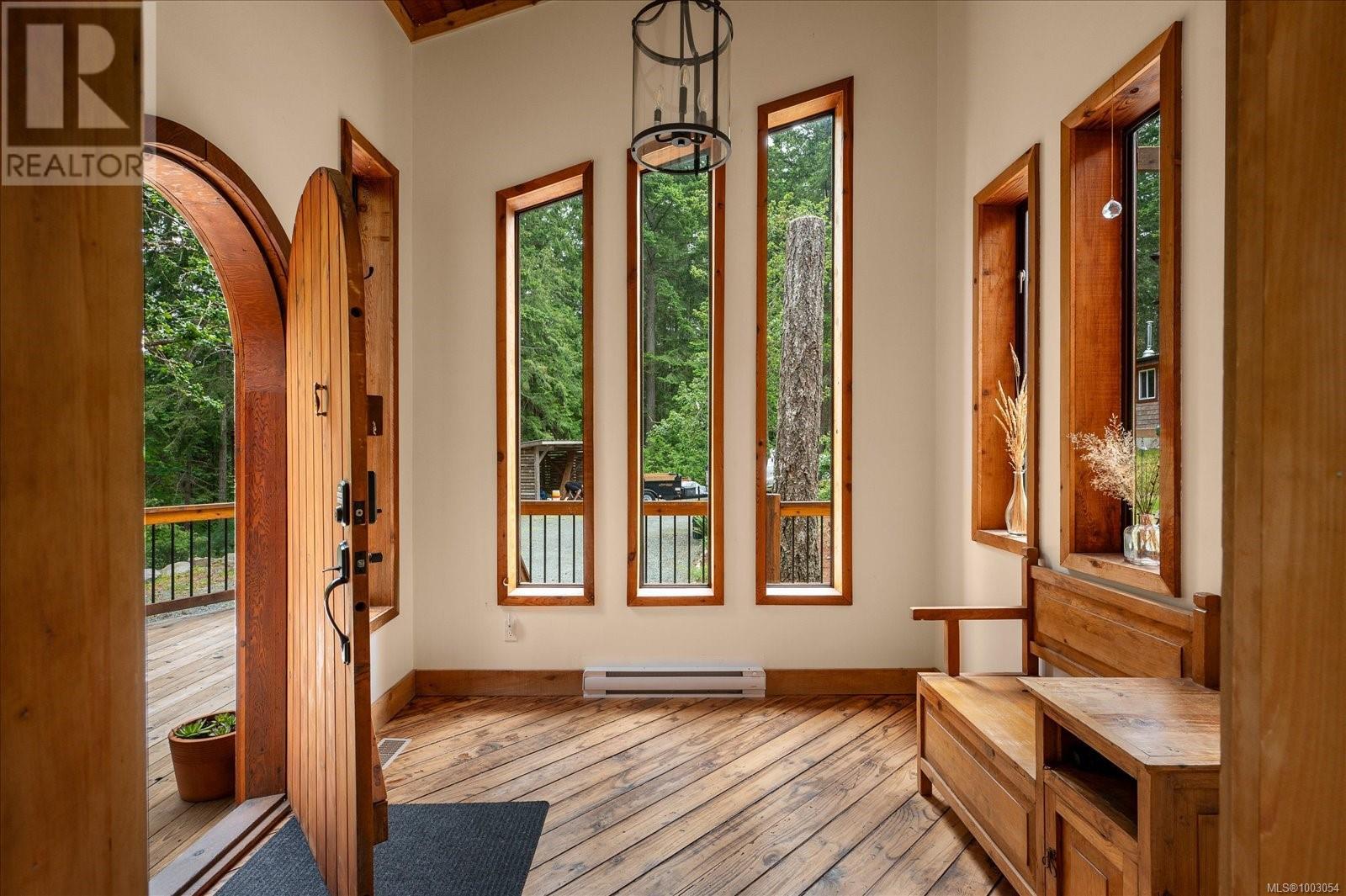 3412 Juriet Rd, Nanaimo
