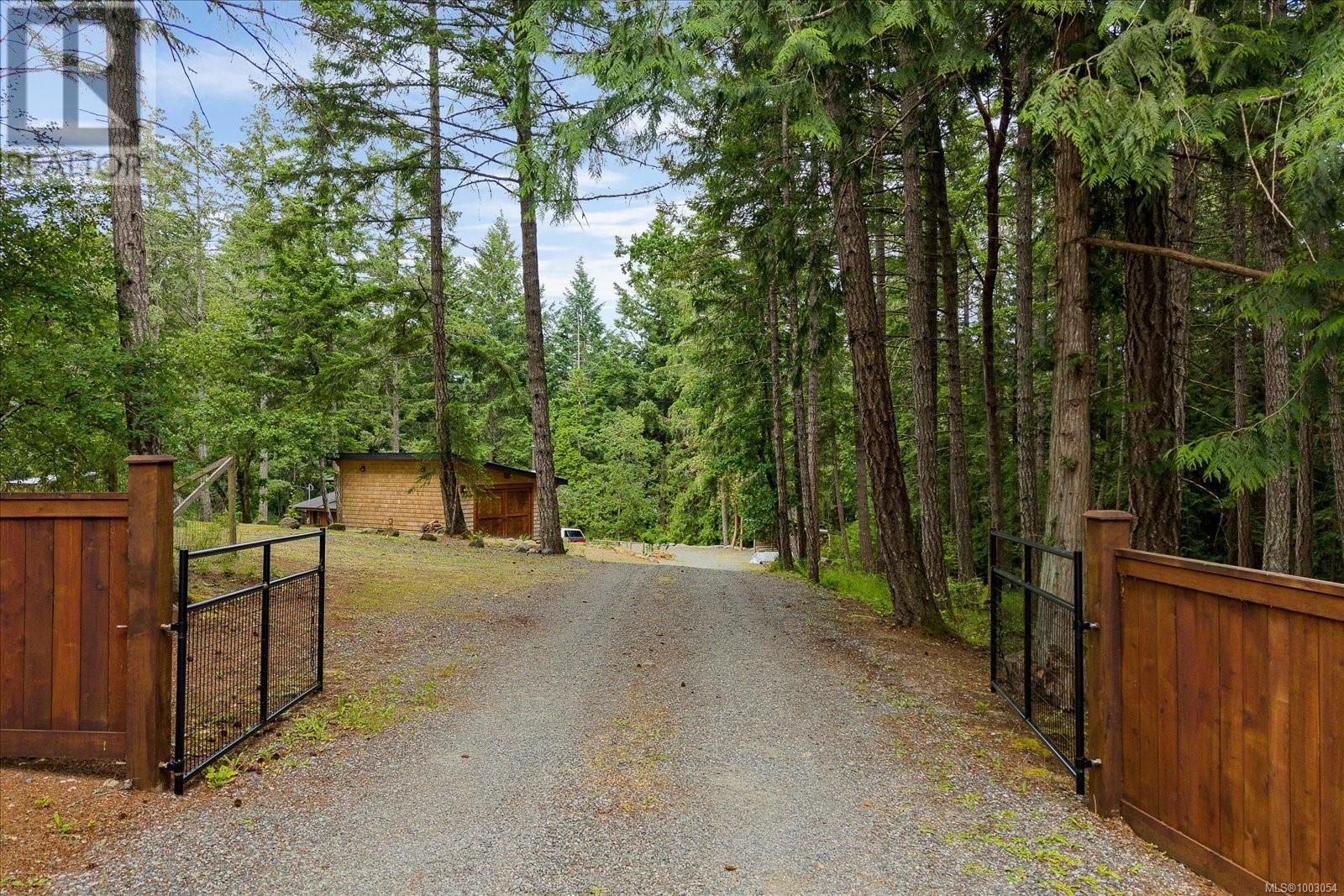 3412 Juriet Rd, Nanaimo