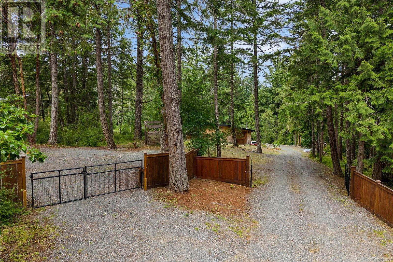 3412 Juriet Rd, Nanaimo