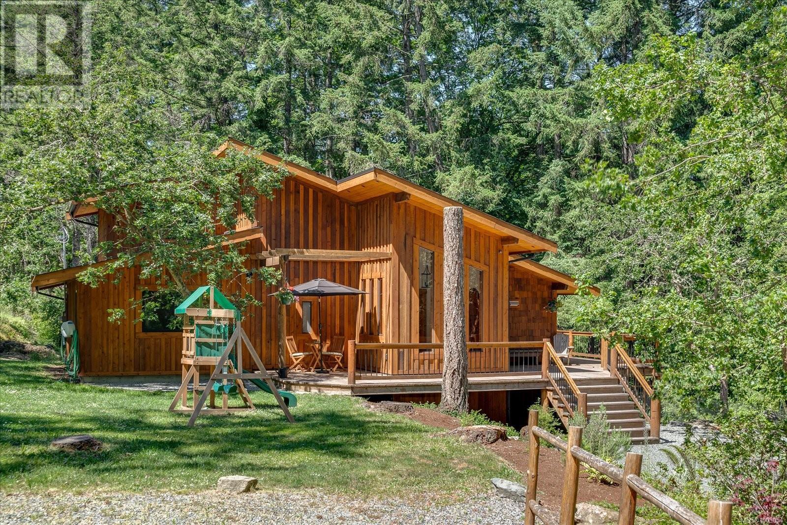 3412 Juriet Rd, Nanaimo