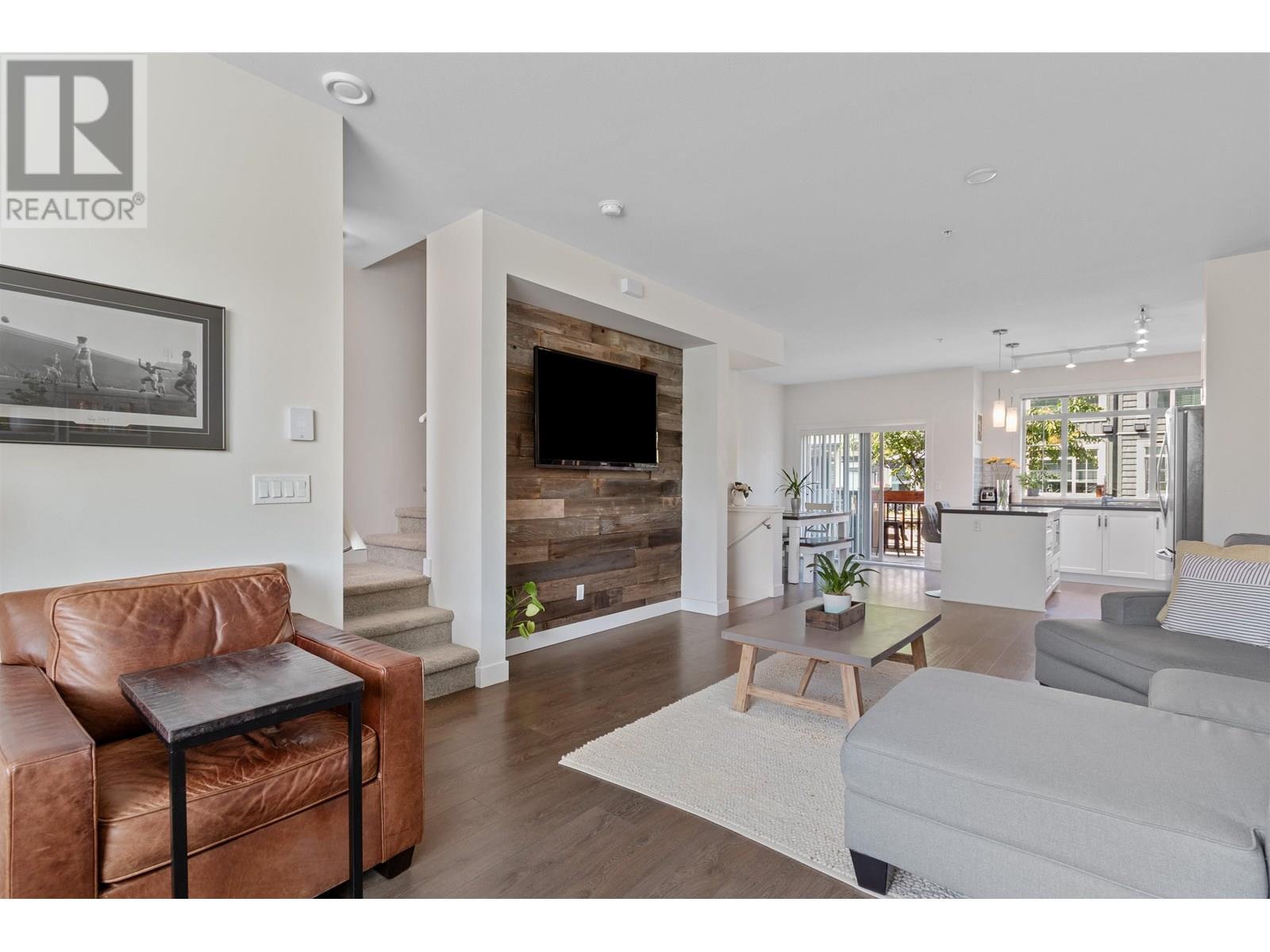 Photo 40 of 35 11305 240 Street, Maple Ridge BC