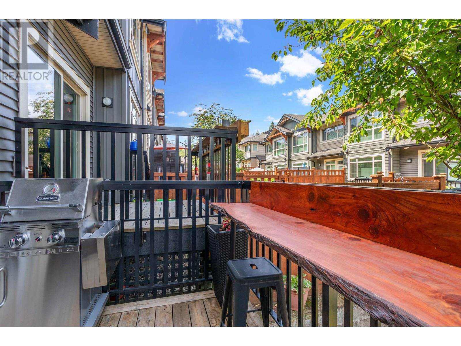 Photo 10 of 35 11305 240 Street, Maple Ridge BC