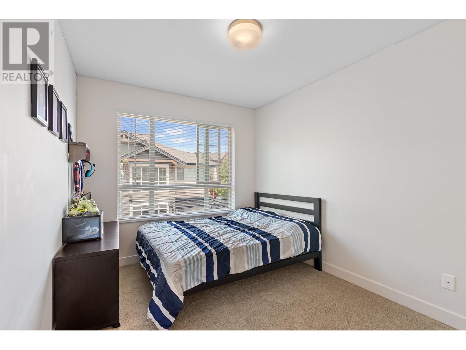Photo 17 of 35 11305 240 Street, Maple Ridge BC