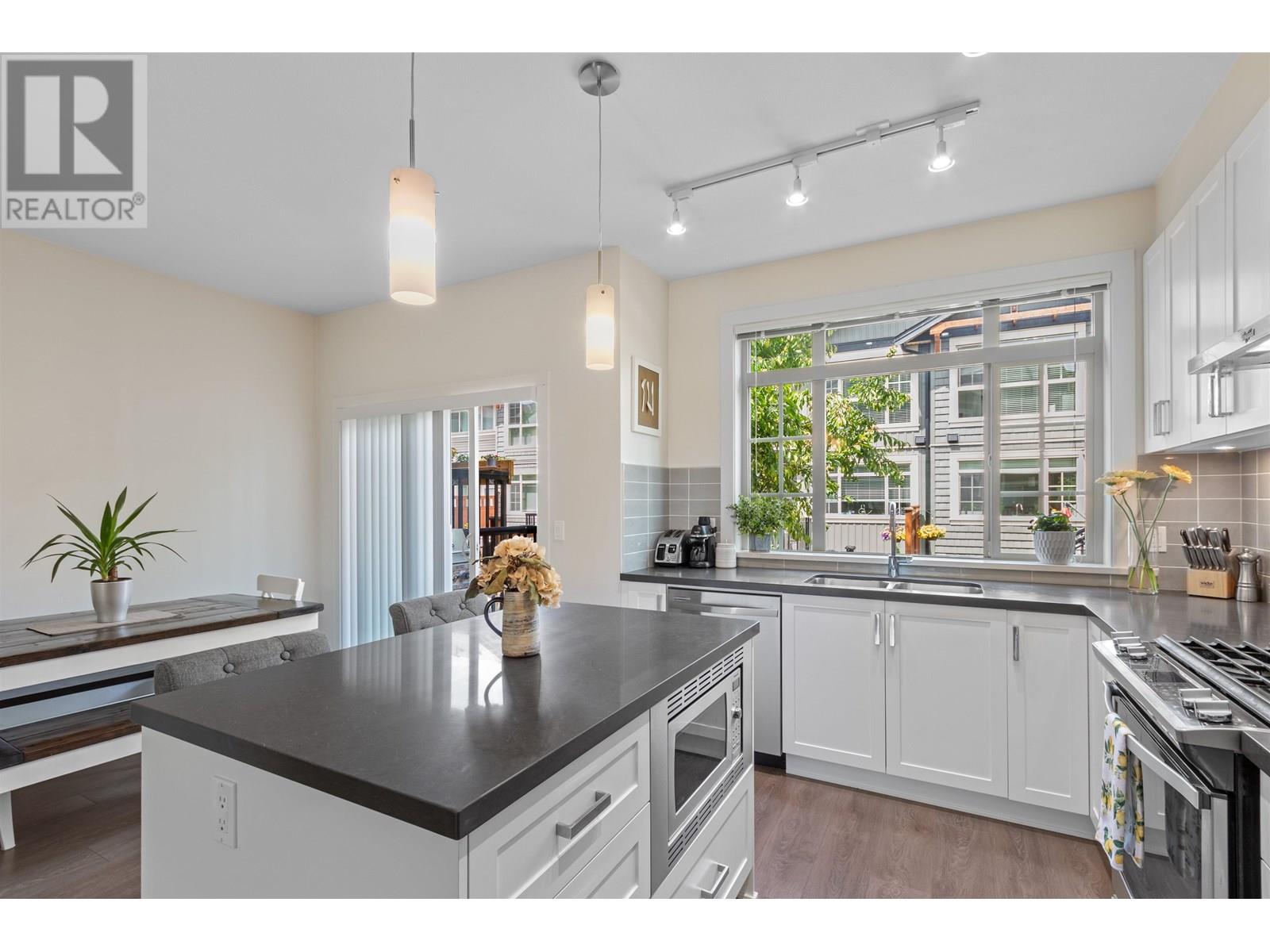 Photo 23 of 35 11305 240 Street, Maple Ridge BC