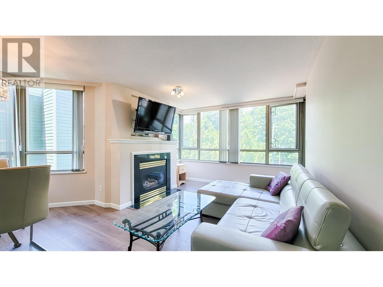 Photo 2 of 203 3070 Guildford Way, Coquitlam BC