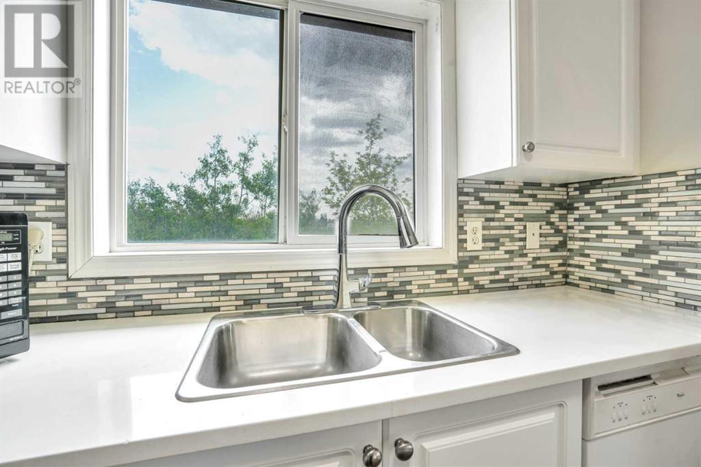 Single Family House for Sale in  Citadel Point NW Citadel Calgary 