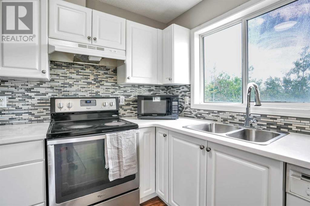 Single Family House for Sale in  Citadel Point NW Citadel Calgary 