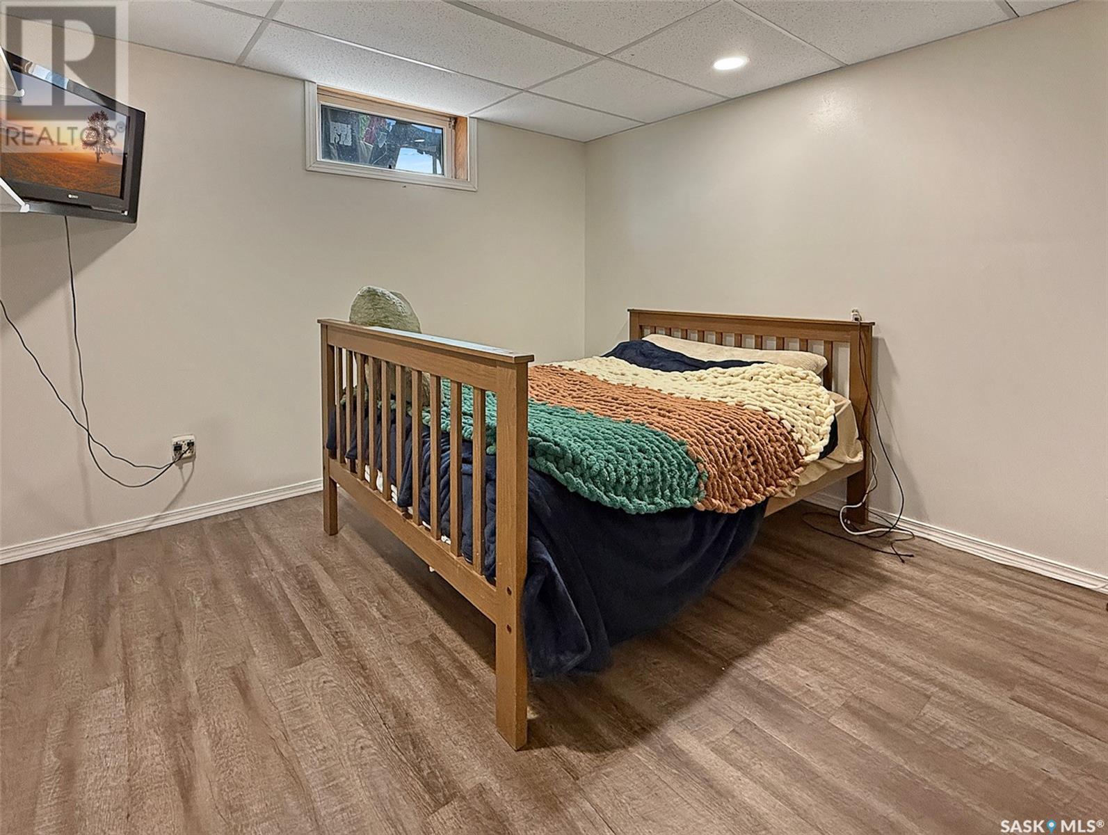 Single Family House Bungalow for Sale in  Bell STREET Swift Current 