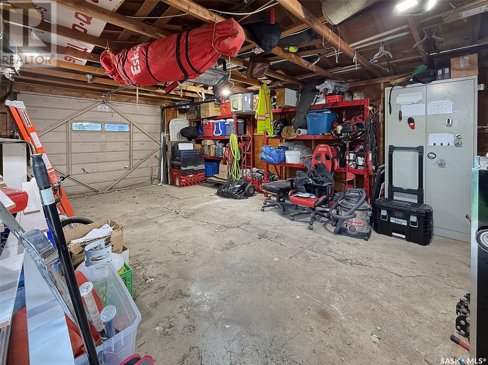 Single Family House Bungalow for Sale in  Bell STREET Swift Current 