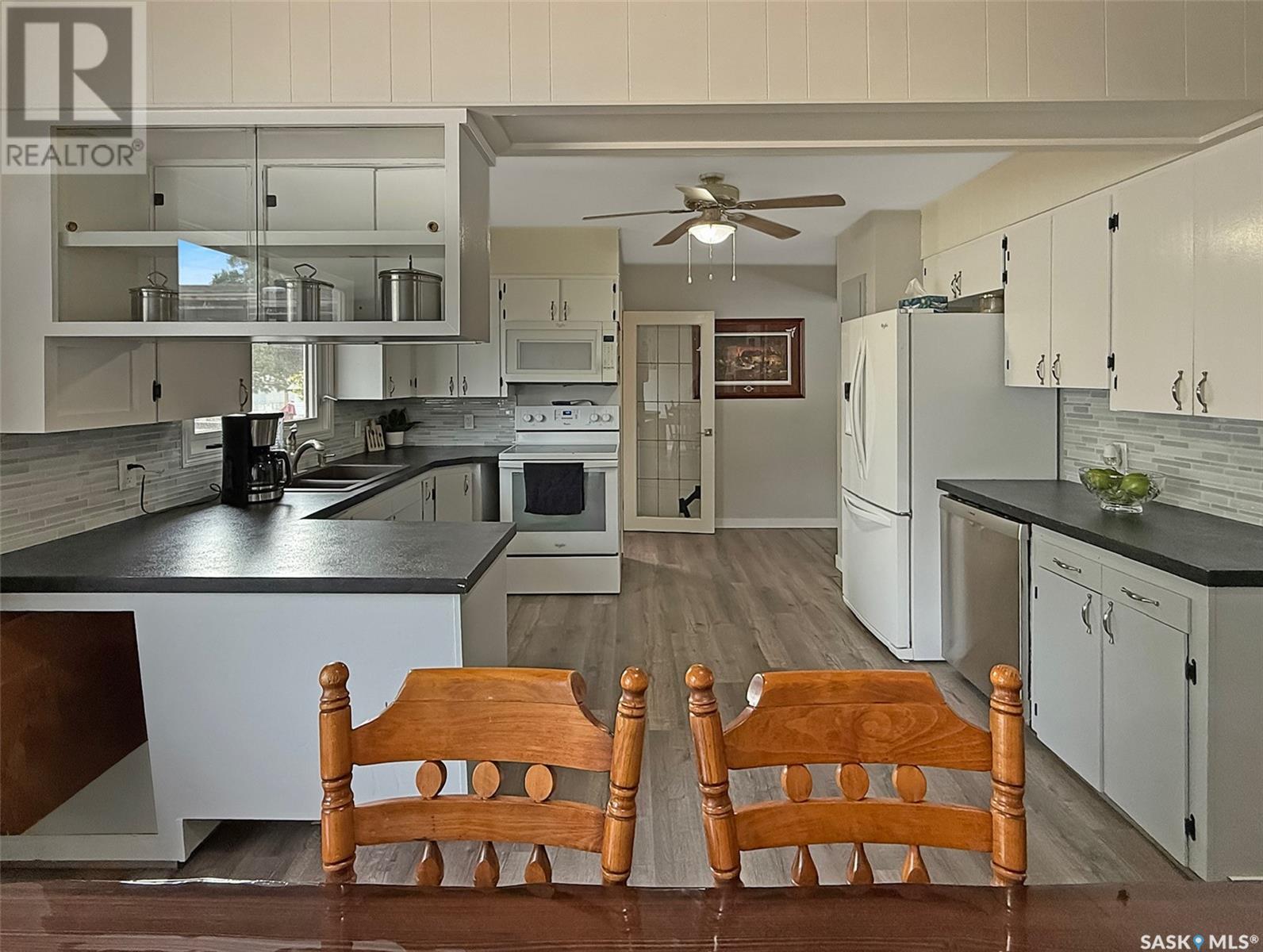 Single Family House Bungalow for Sale in  Bell STREET Swift Current 