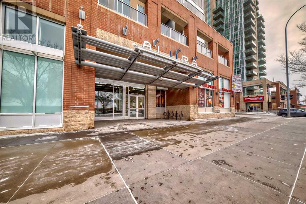 Single Family House for Sale in    Street SE Beltline Calgary 