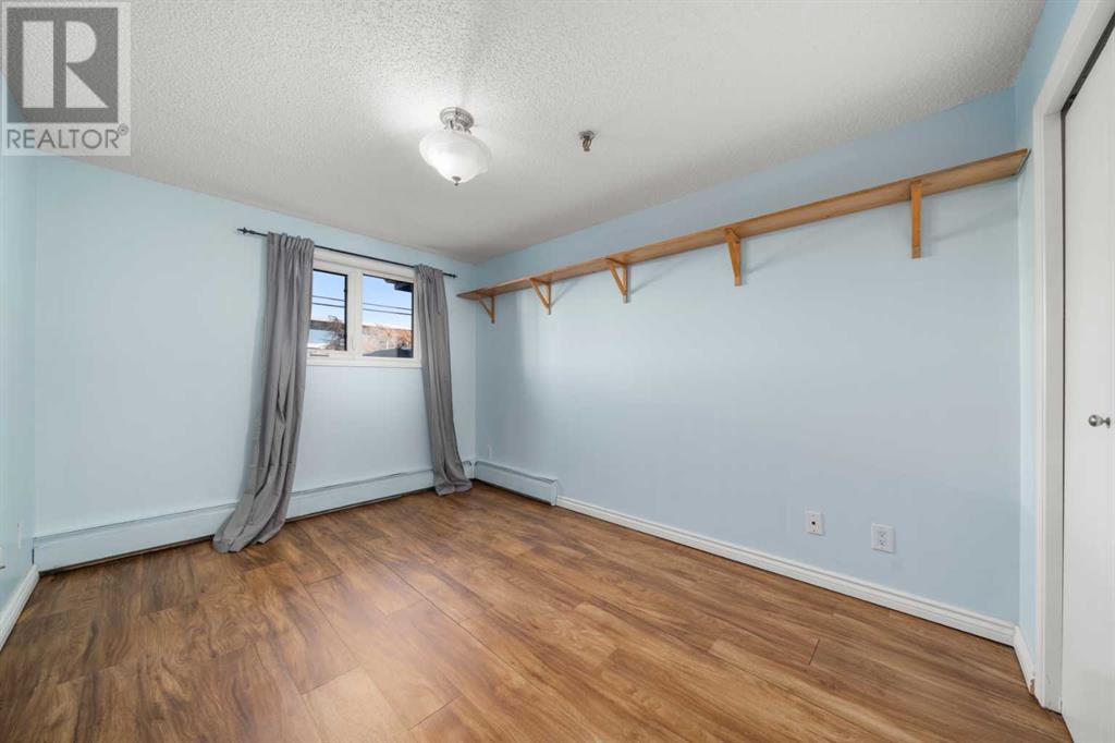 Single Family House for Sale in    Avenue SW Sunalta Calgary 