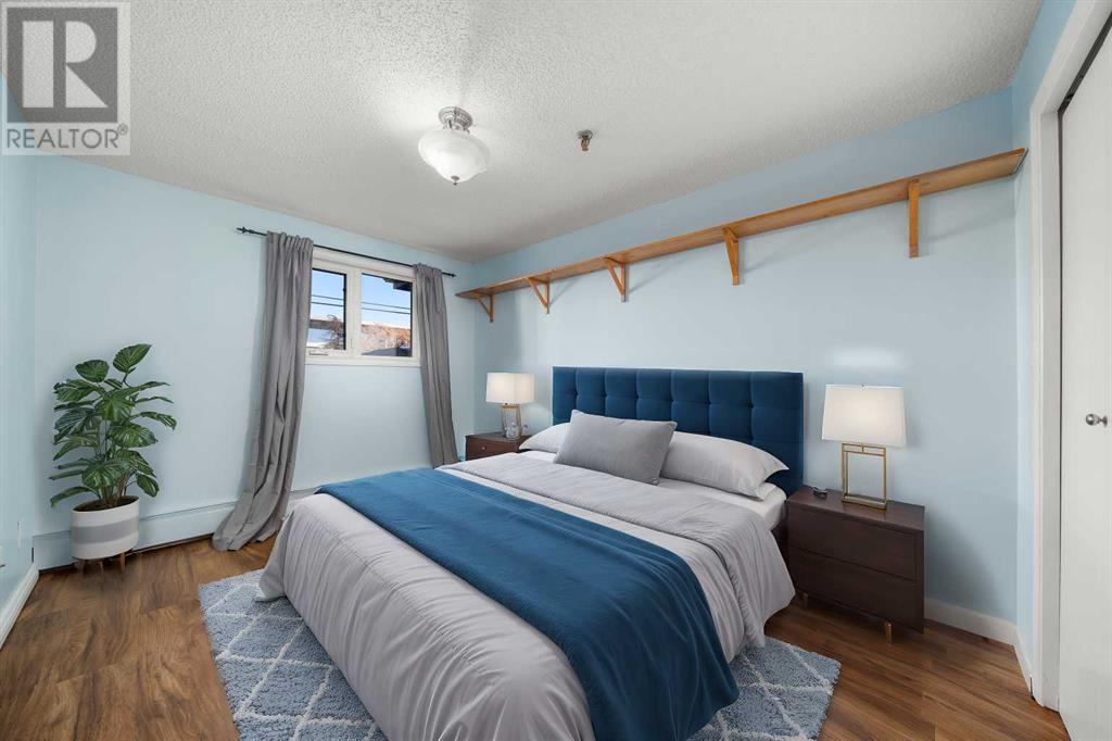 Single Family House for Sale in    Avenue SW Sunalta Calgary 