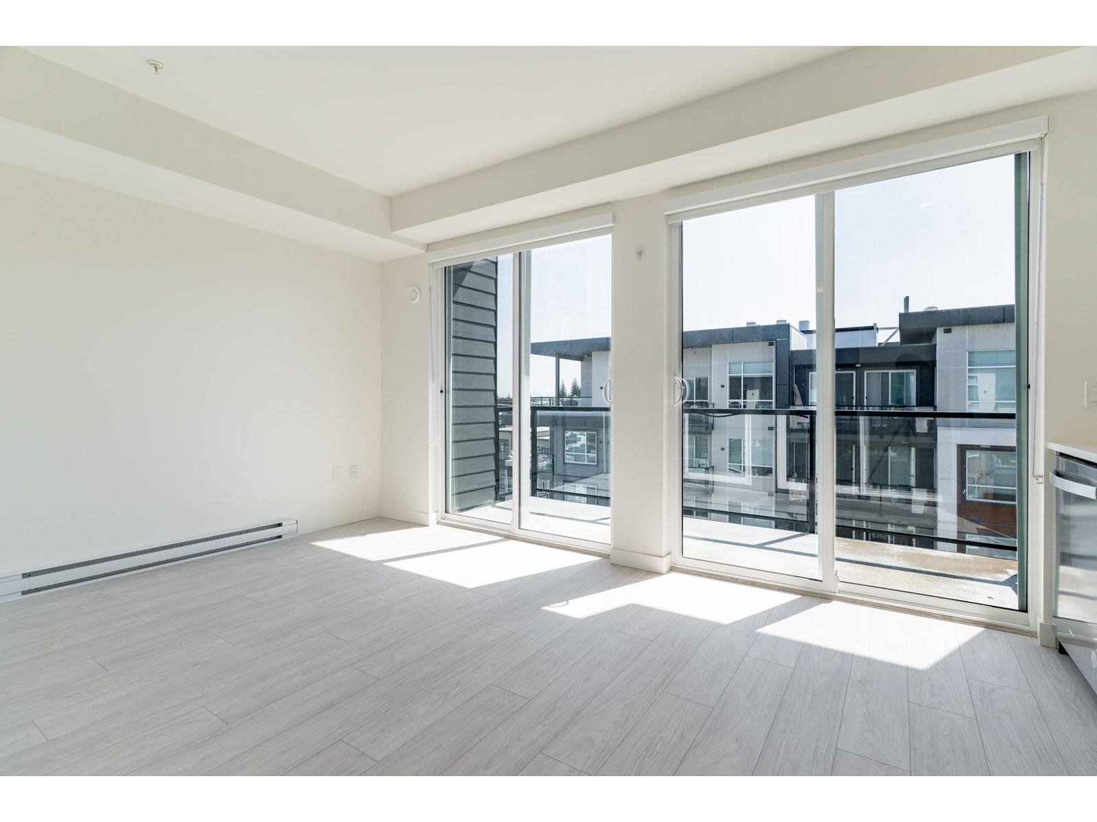 Photo 6 of A 622 20834 80 Avenue, Langley BC