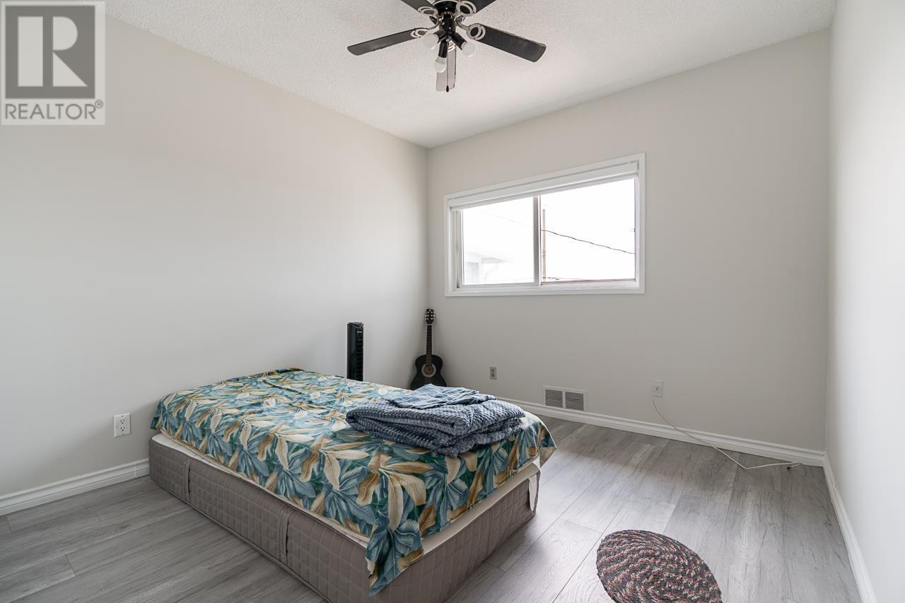 Photo 16 of 882 E 63rd Avenue, Vancouver BC