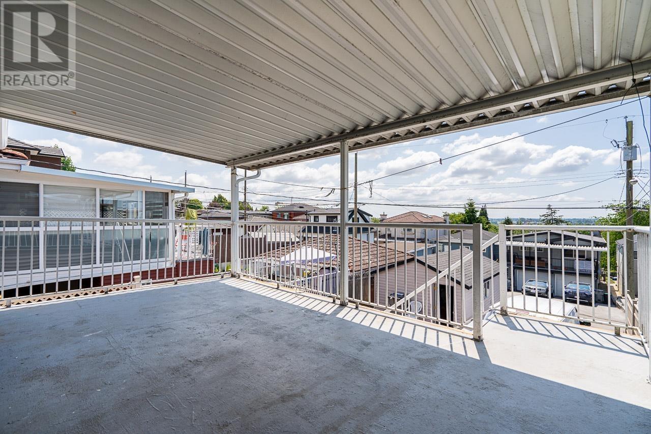 Photo 8 of 882 E 63rd Avenue, Vancouver BC