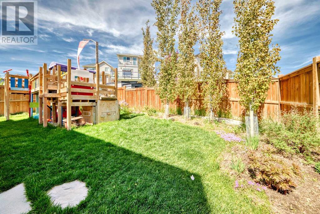 Single Family House for Sale in  Nolanhurst Way NW Nolan Hill Calgary 
