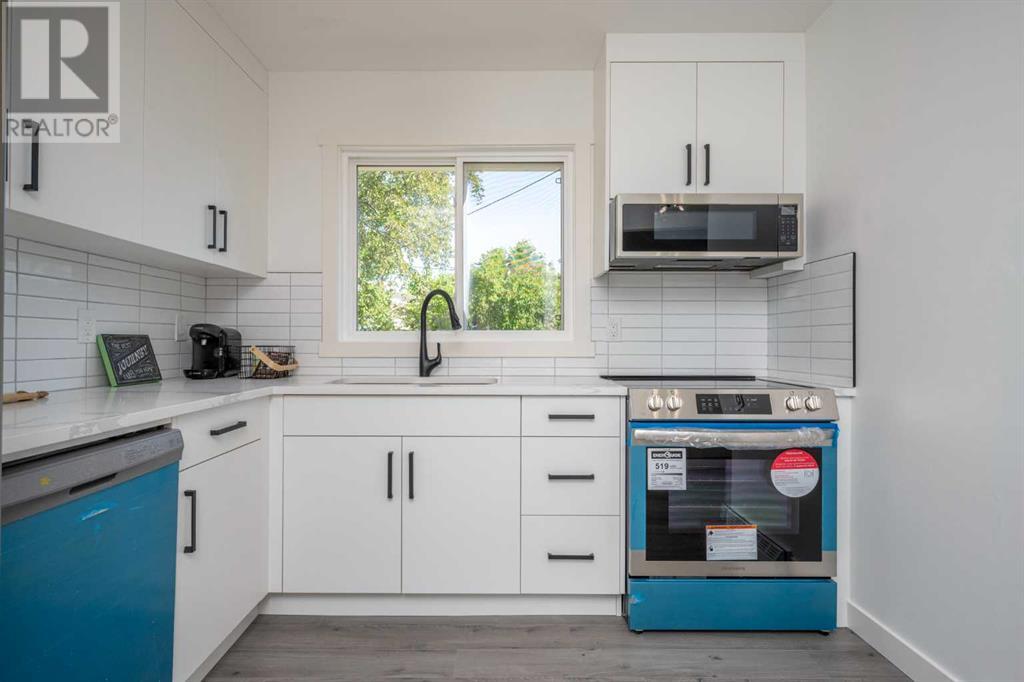 Single Family House Bungalow for Sale in   Avenue SW Kingsland Calgary 