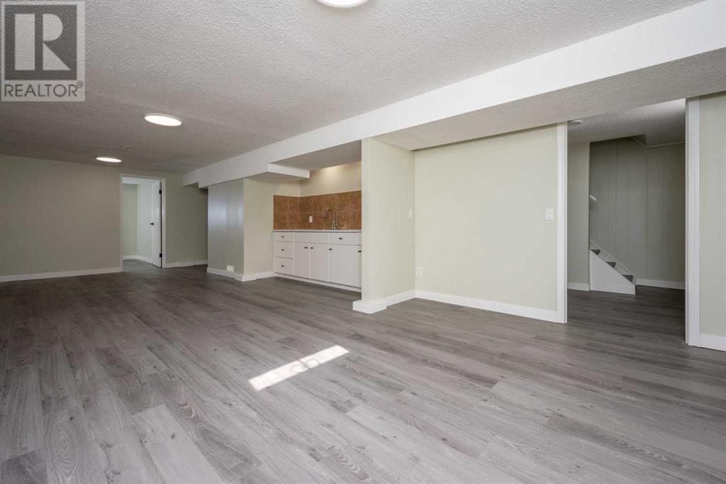 Single Family House Bungalow for Sale in   Avenue SW Kingsland Calgary 