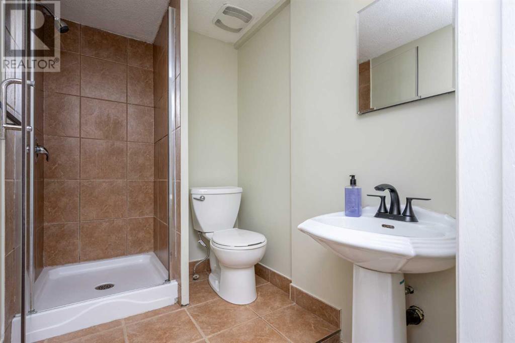 Single Family House Bungalow for Sale in   Avenue SW Kingsland Calgary 
