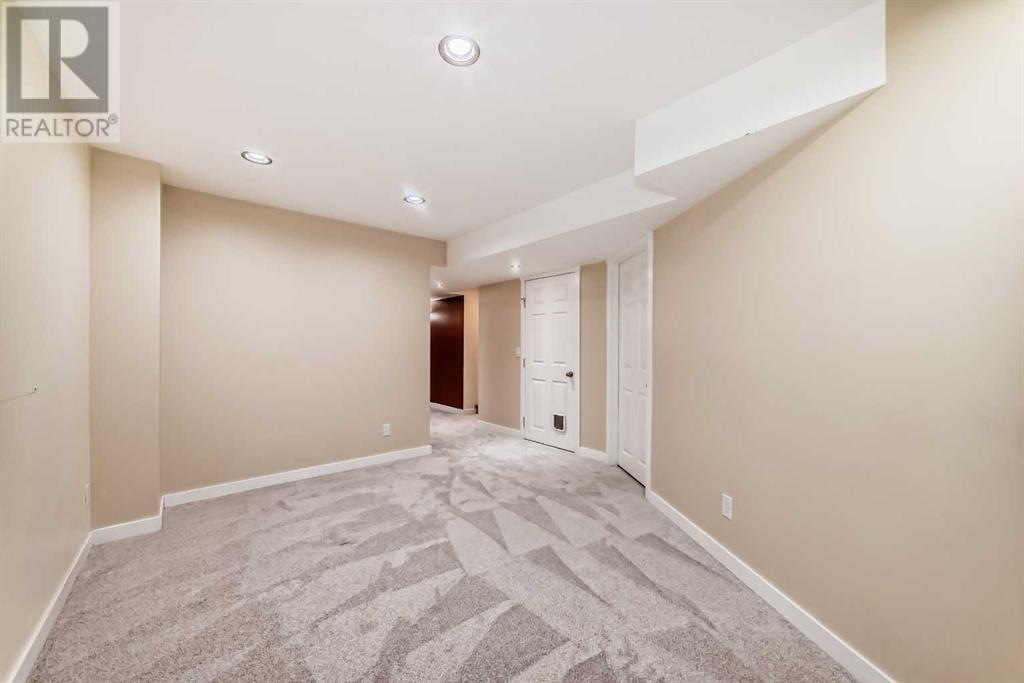 Single Family House for Sale in  Cranberry Way SE Cranston Calgary 