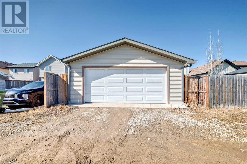 Single Family House for Sale in  Cranberry Way SE Cranston Calgary 