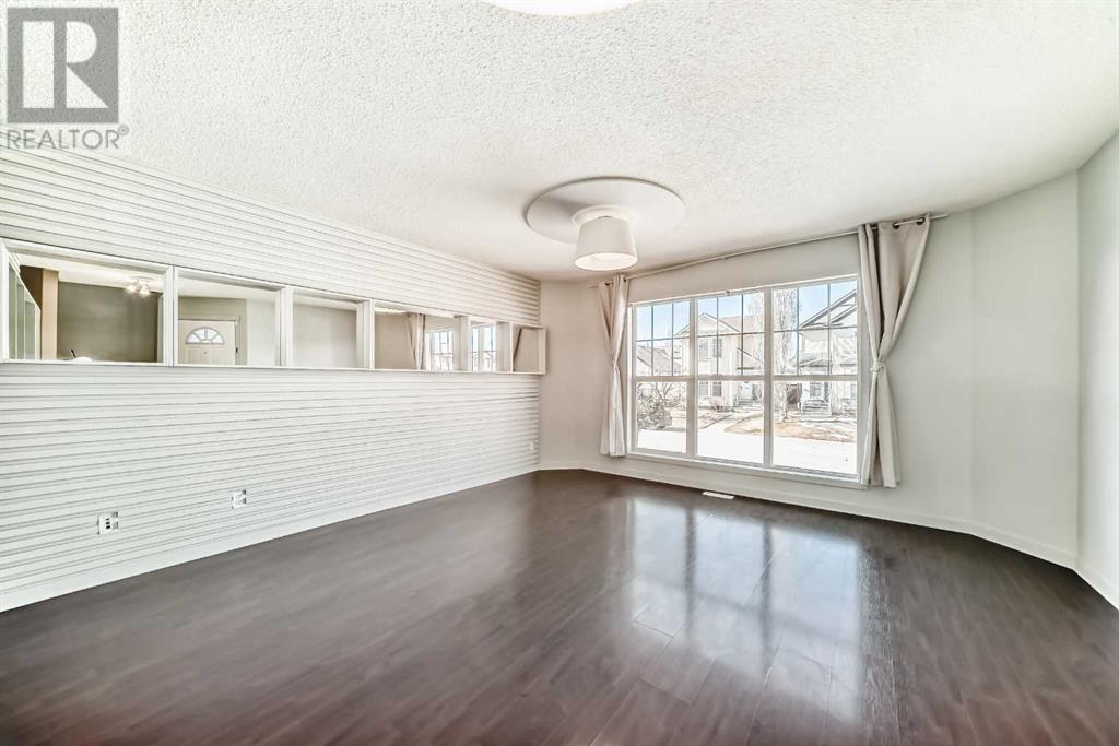 Single Family House for Sale in  Cranberry Way SE Cranston Calgary 