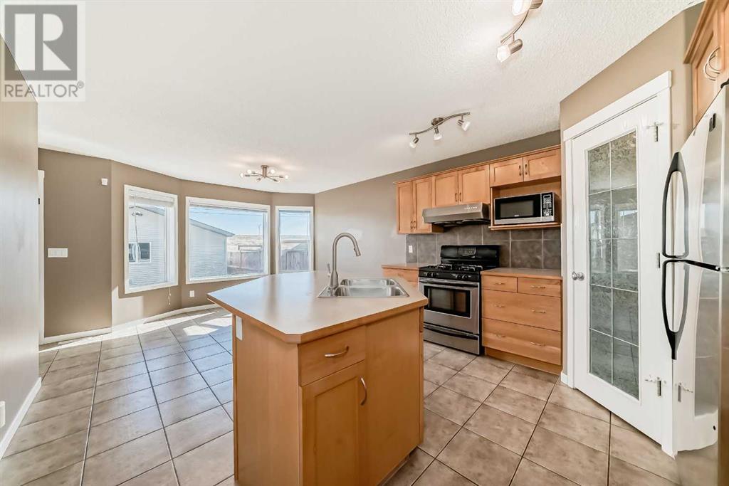 Single Family House for Sale in  Cranberry Way SE Cranston Calgary 