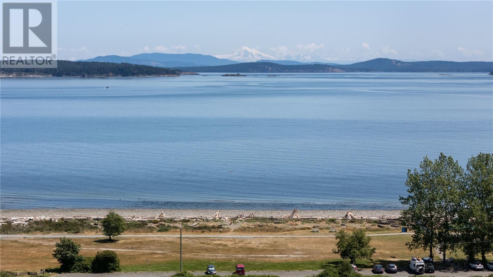 7003 Beach View Crt, Central Saanich