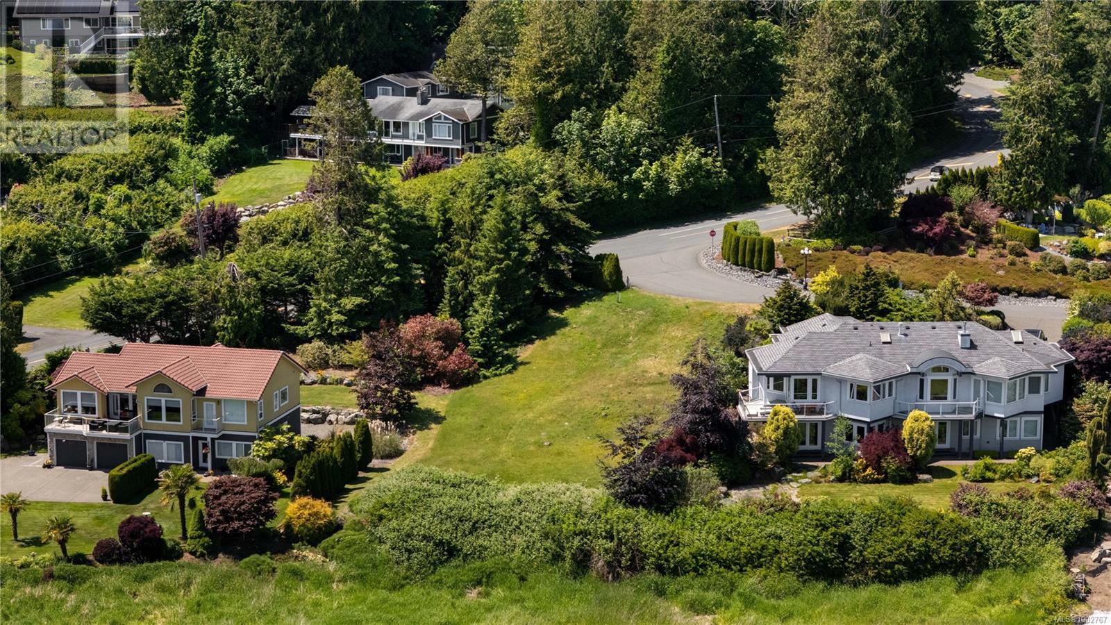 7003 Beach View Crt, Central Saanich