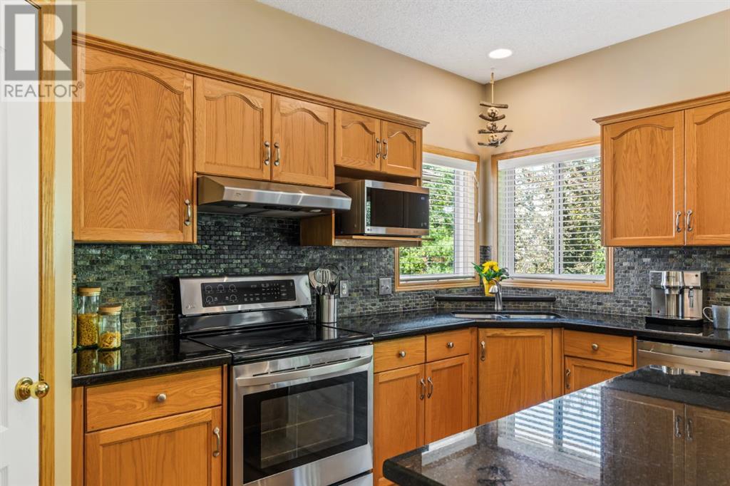 Single Family House for Sale in  Discovery Ridge Court SW Discovery Ridge Calgary 
