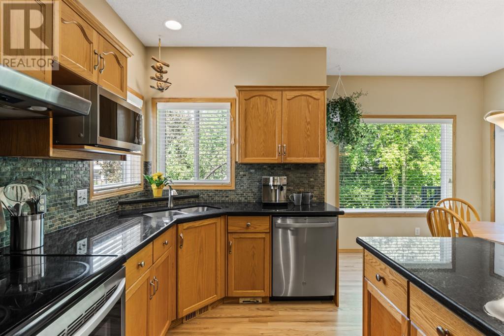 Single Family House for Sale in  Discovery Ridge Court SW Discovery Ridge Calgary 